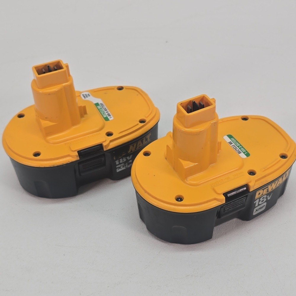 2 OEM Genuine Dewalt DC9096 XRP 18V Batteries for Parts or‎ Repair